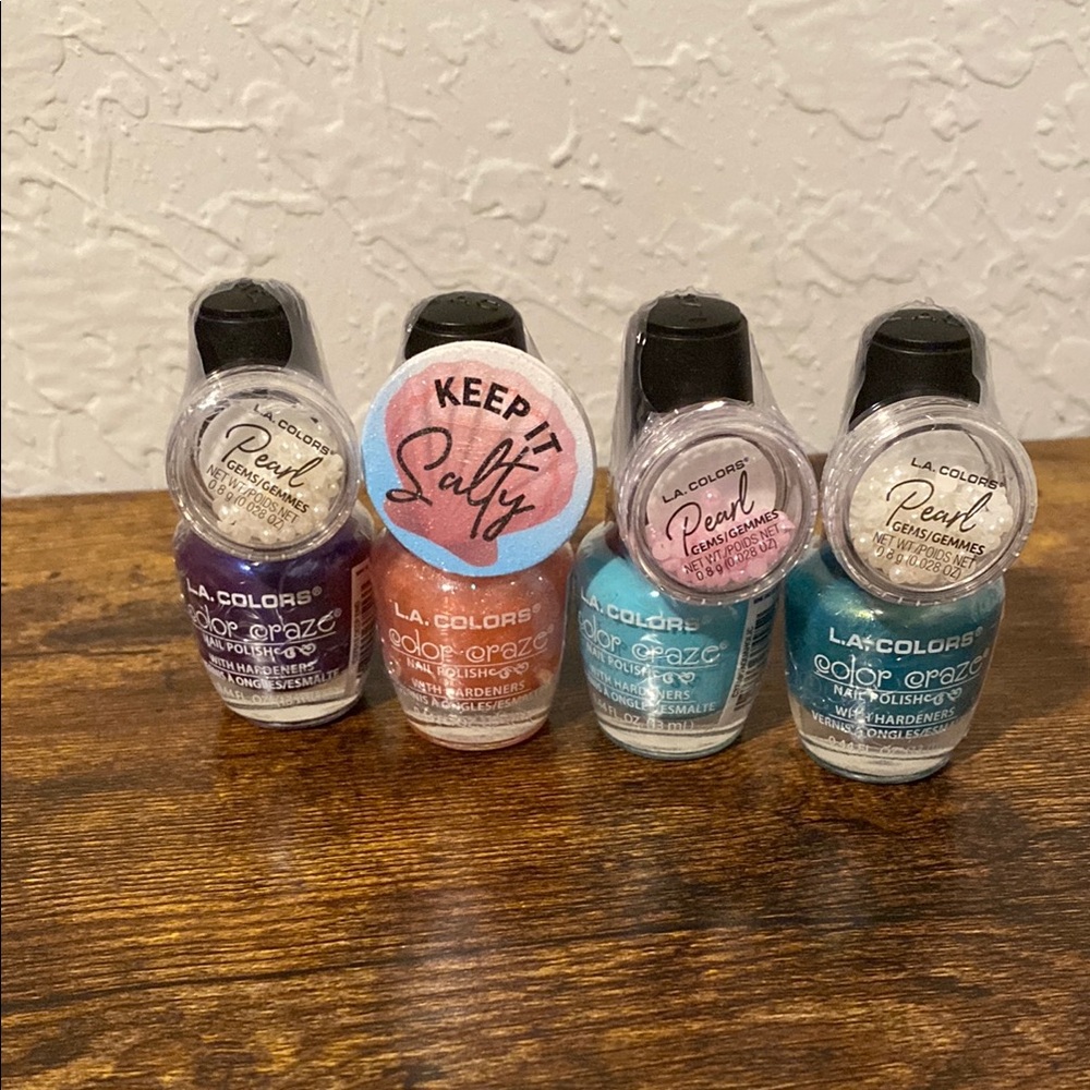 L.A. Colors nail polishes set